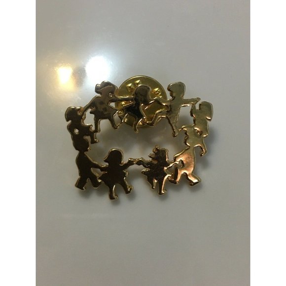 Children Holding Hands Playing Ring Around Rosey Gold Toned CTPM Collectible Pin - Picture 1 of 5
